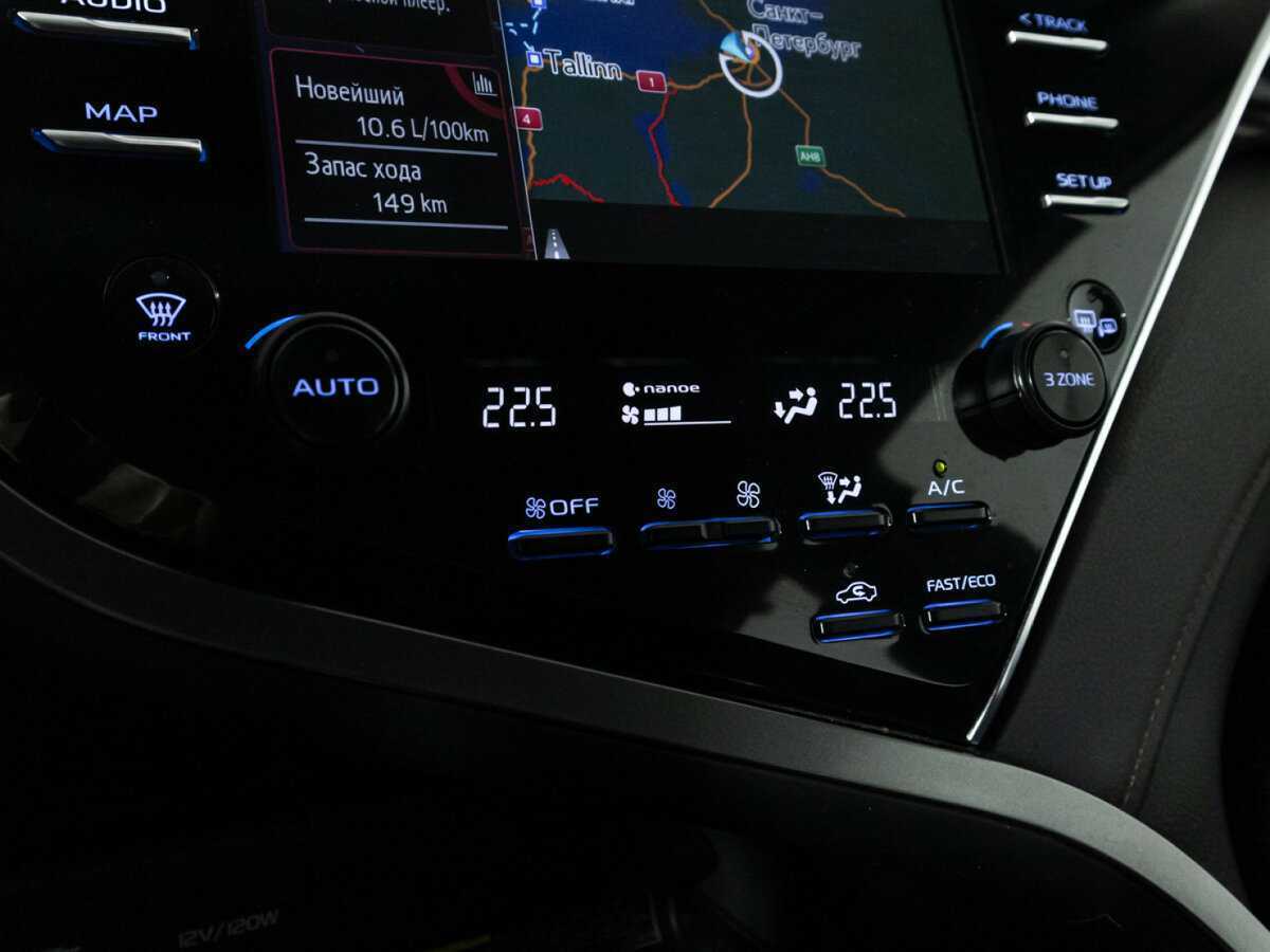 Toyota Camry с пробегом — 2018 год. Фото: #20