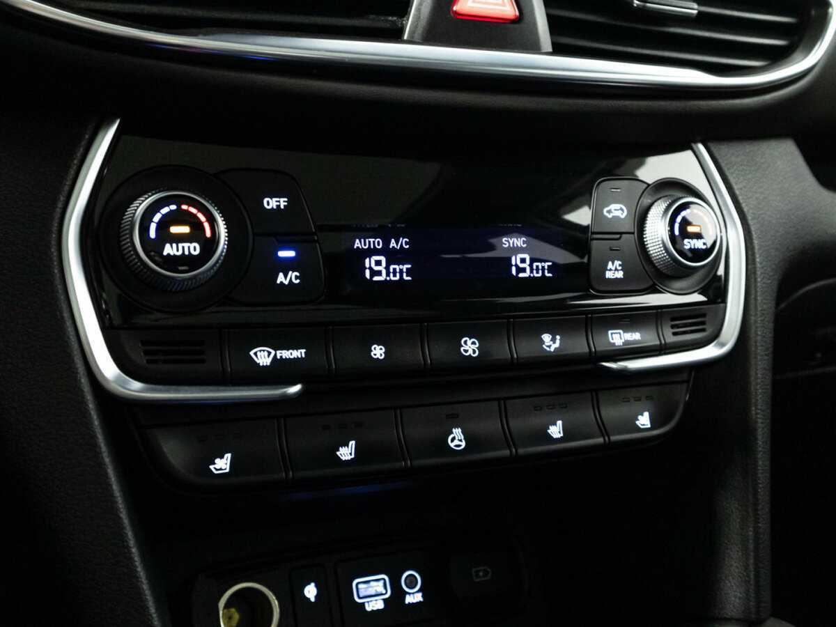 Hyundai Santa Fe с пробегом — 2019 год. Фото: #26