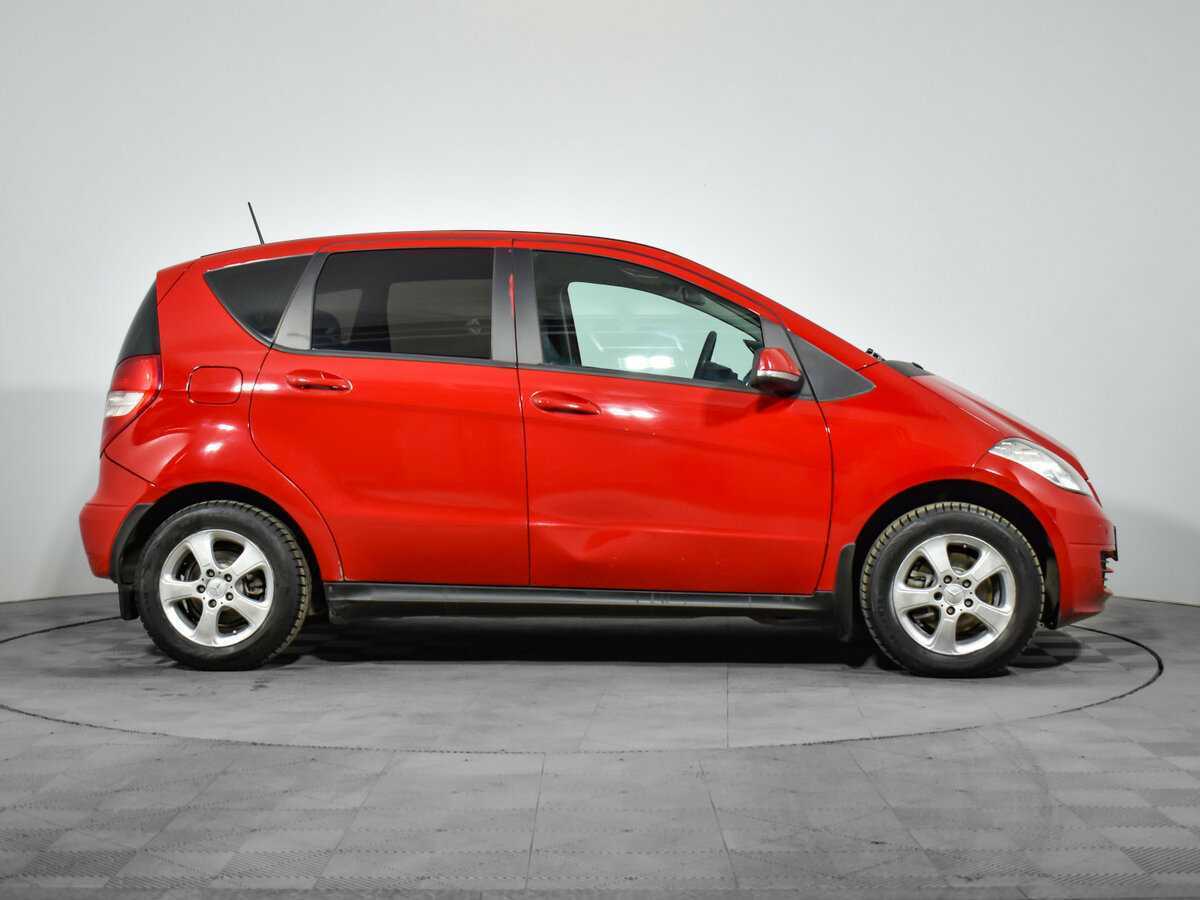 Mercedes-Benz A-Класс с пробегом — 2012 год. Фото: #3