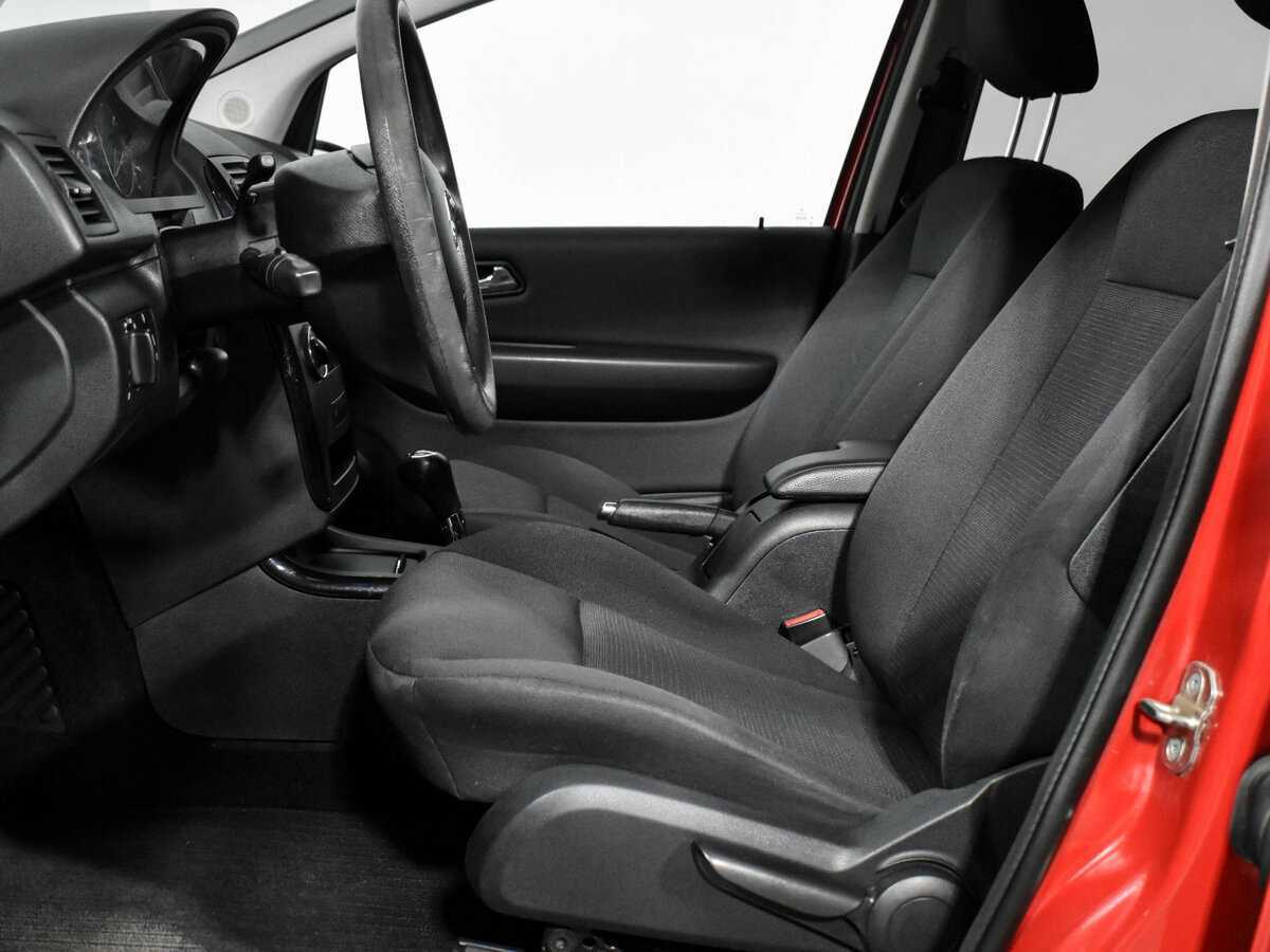 Mercedes-Benz A-Класс с пробегом — 2012 год. Фото: #12