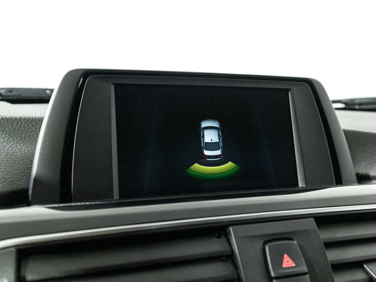 BMW 3 серии с пробегом — 2018 год. Фото: #15