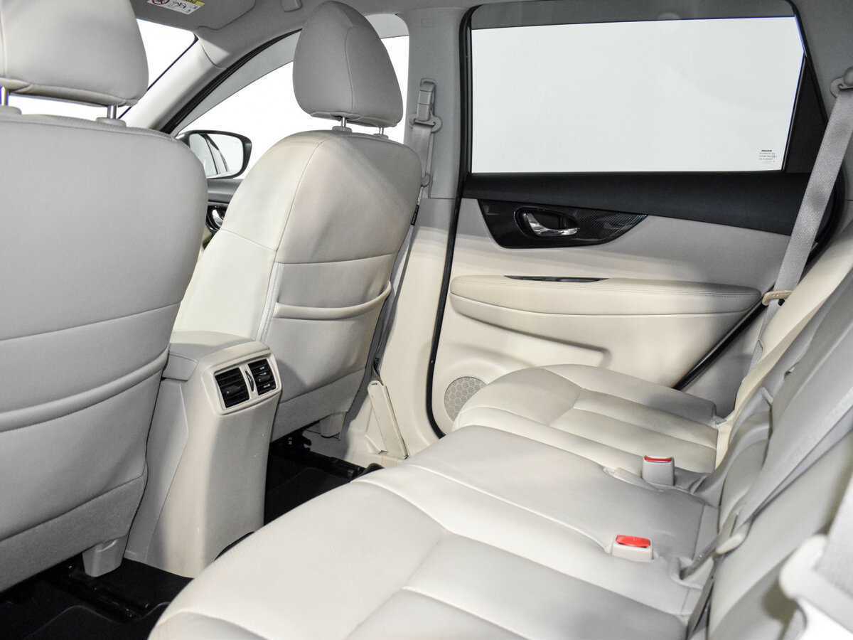 Nissan X-Trail с пробегом — 2018 год. Фото: #12