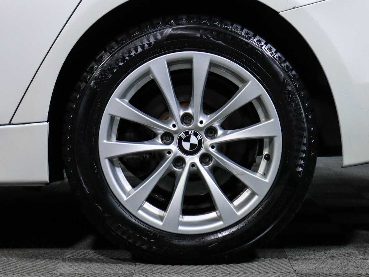 BMW 3 серии с пробегом — 2016 год. Фото: #14