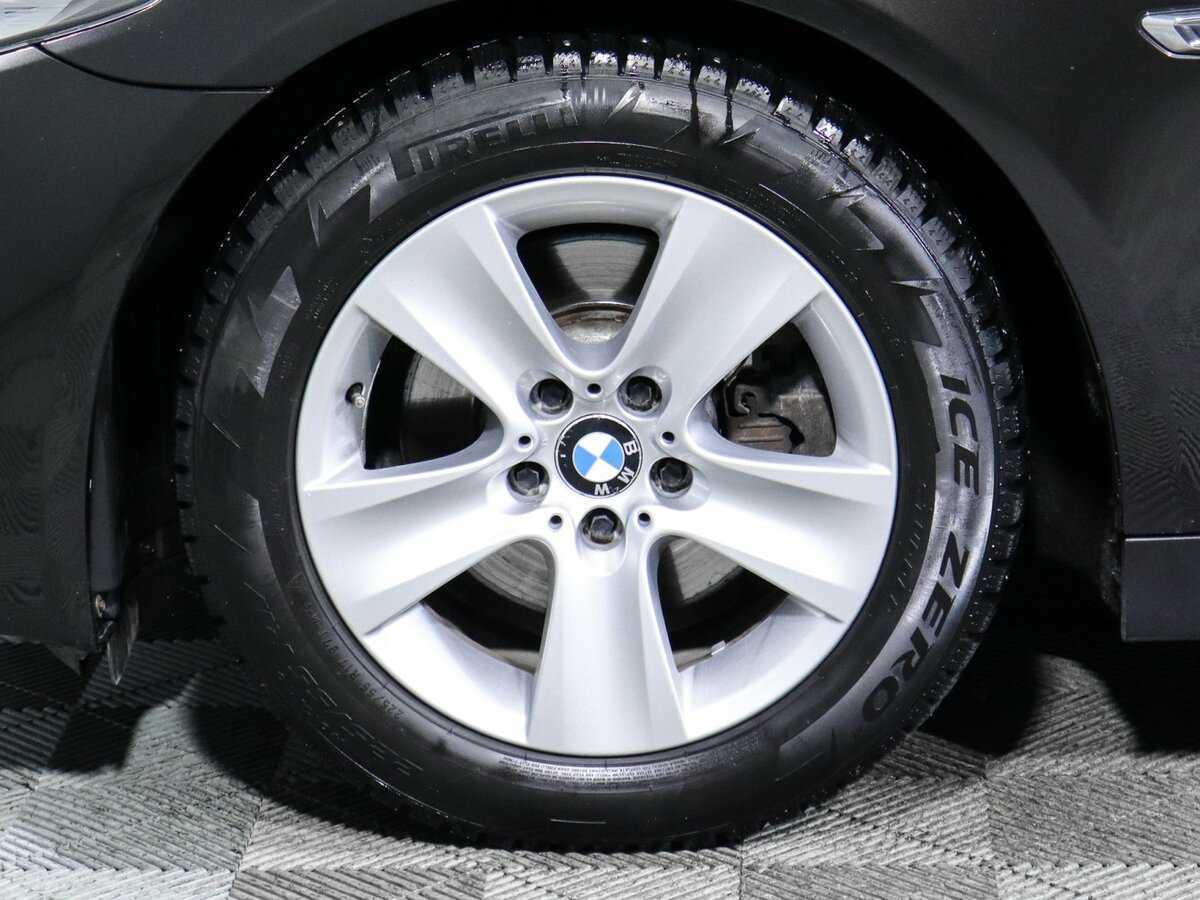 BMW 5 серии с пробегом — 2014 год. Фото: #11