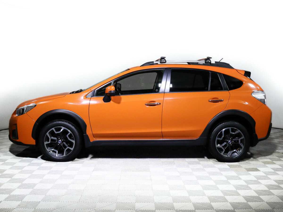 Subaru XV с пробегом — 2015 год. Фото: #4