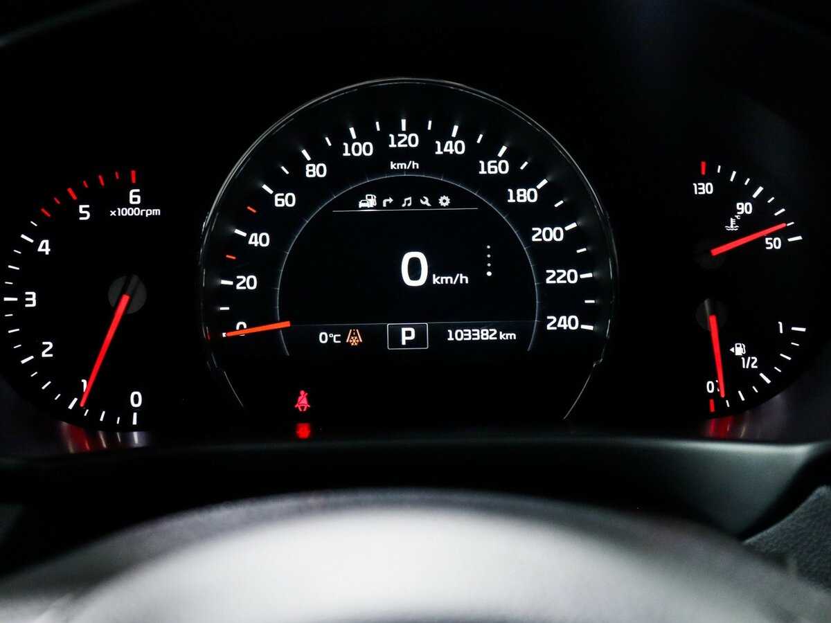 Kia Sorento с пробегом — 2015 год. Фото: #7