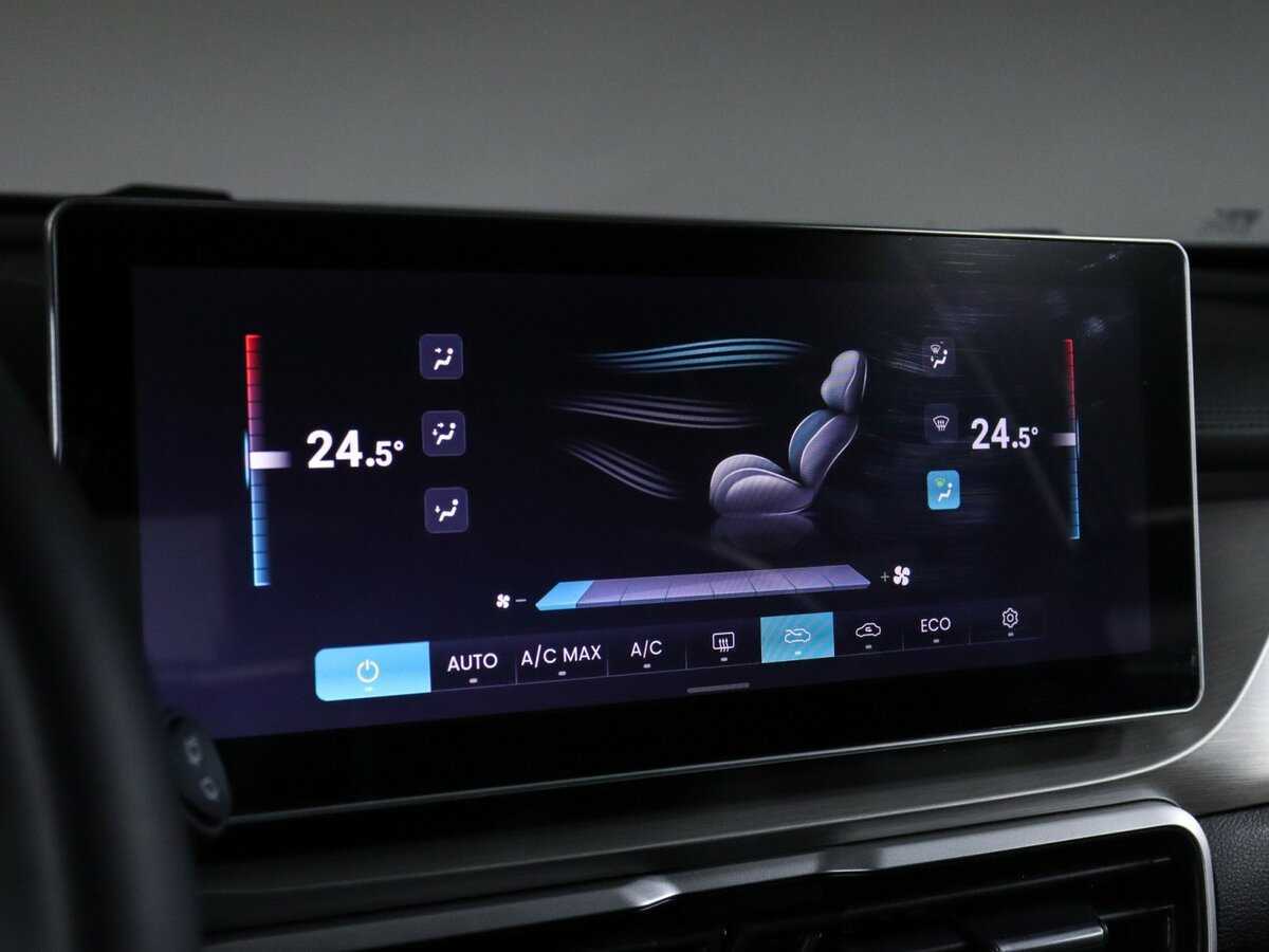 Geely Coolray с пробегом — 2023 год. Фото: #15