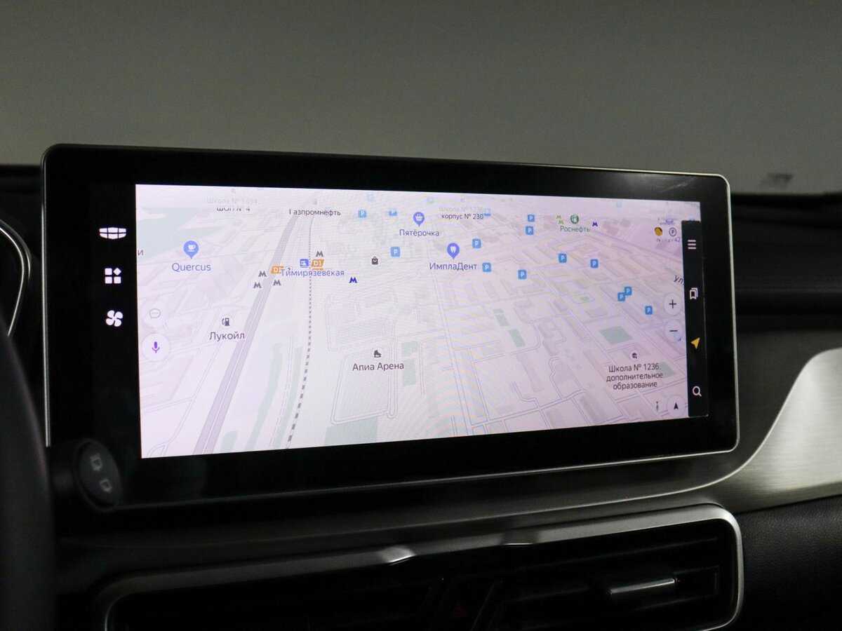 Geely Coolray с пробегом — 2023 год. Фото: #19