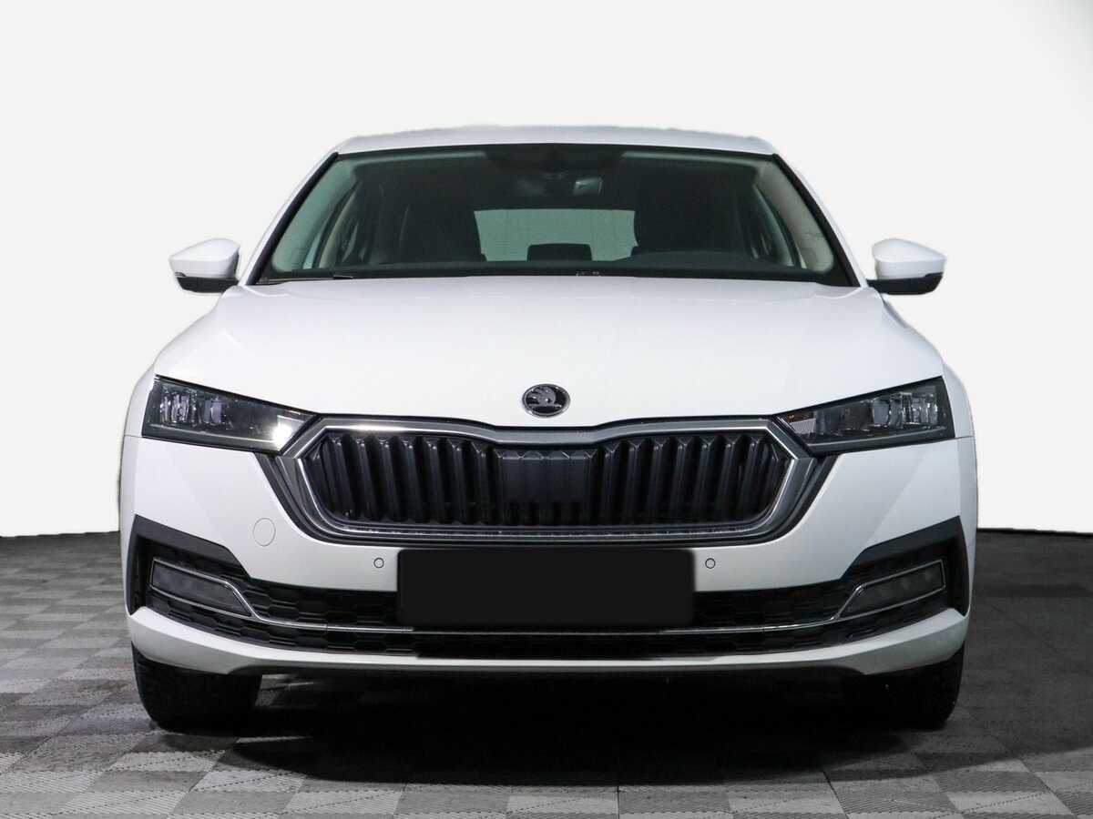 Skoda Octavia с пробегом — 2020 год. Фото: #1