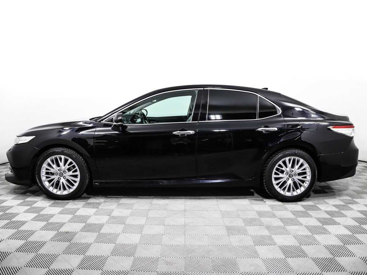 Toyota Camry с пробегом — 2018 год. Фото: #7