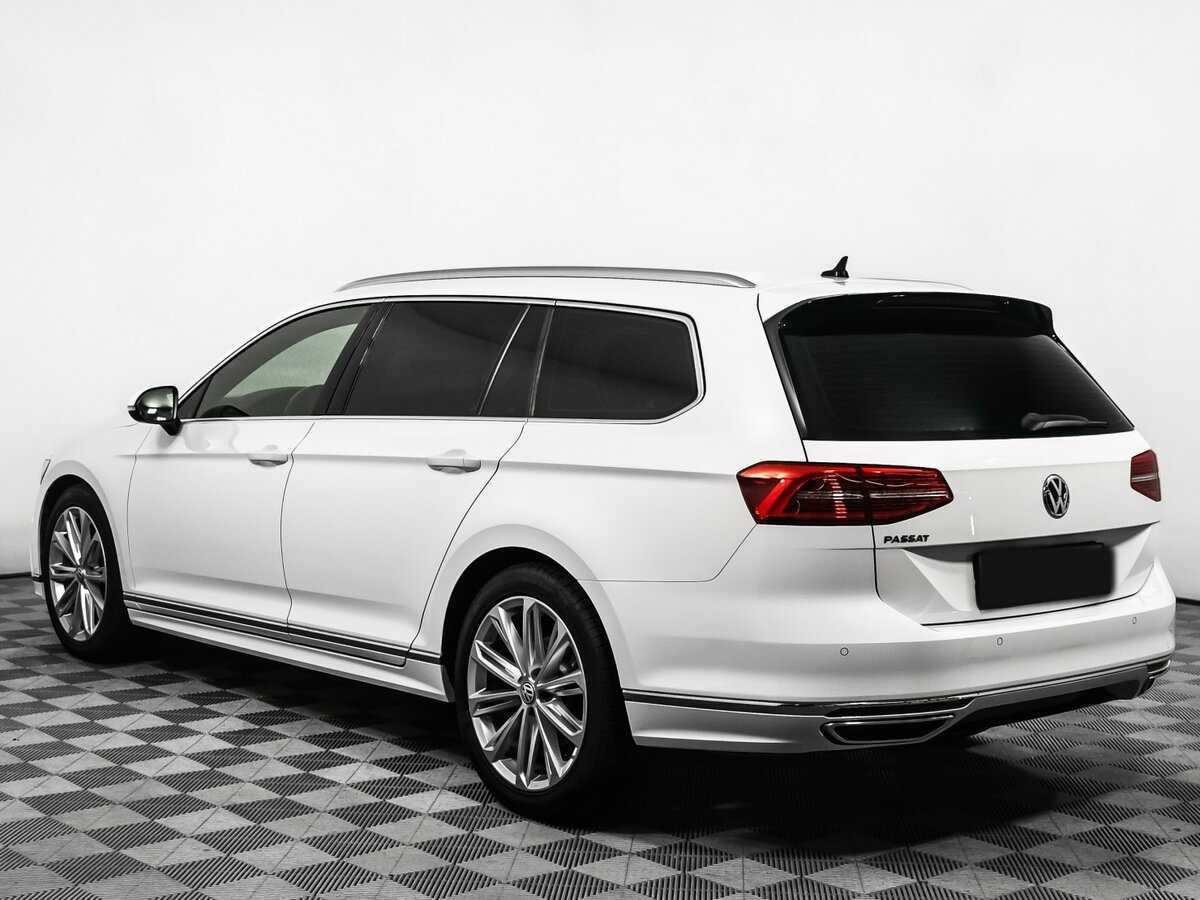 Volkswagen Passat с пробегом — 2019 год. Фото: #6