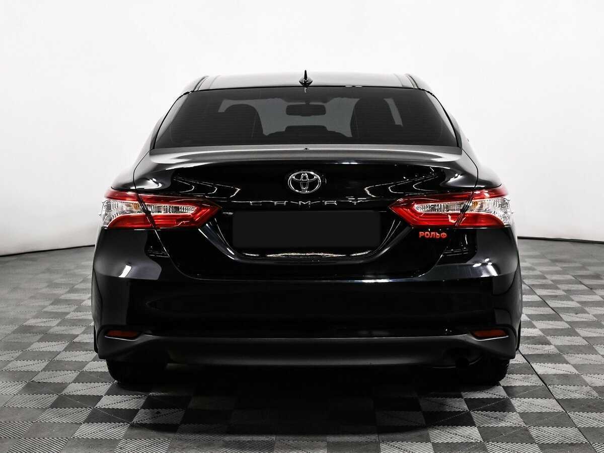 Toyota Camry с пробегом — 2022 год. Фото: #5
