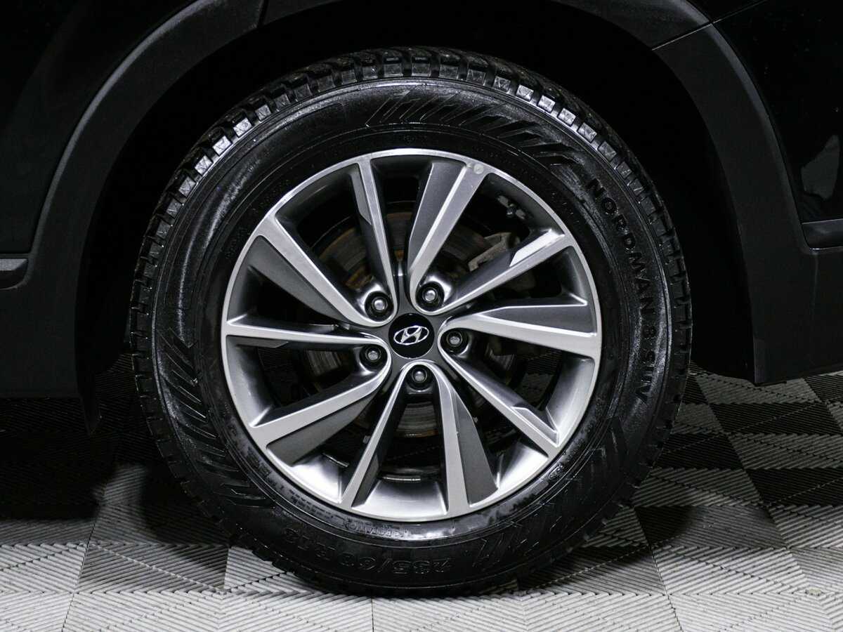 Hyundai Santa Fe с пробегом — 2018 год. Фото: #14