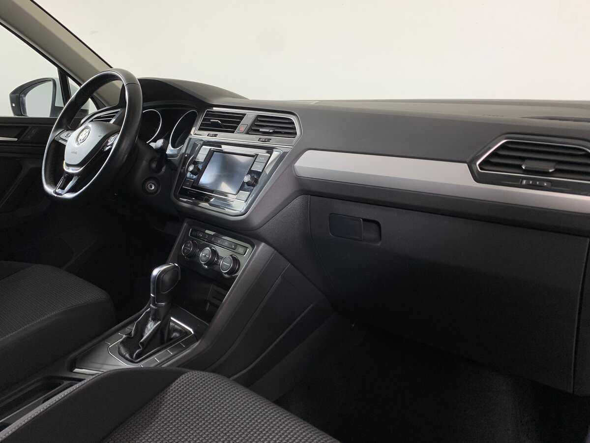 Volkswagen Tiguan с пробегом — 2018 год. Фото: #13