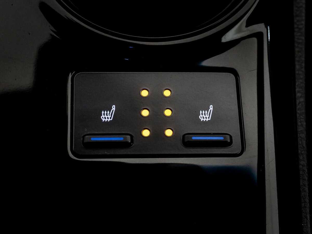 Toyota Camry с пробегом — 2020 год. Фото: #15