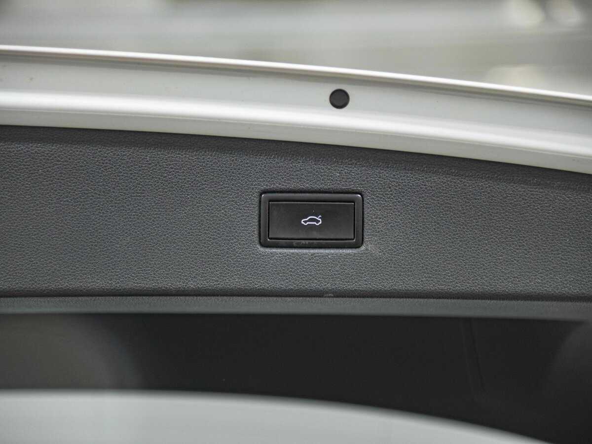 Volkswagen Tiguan с пробегом — 2017 год. Фото: #17