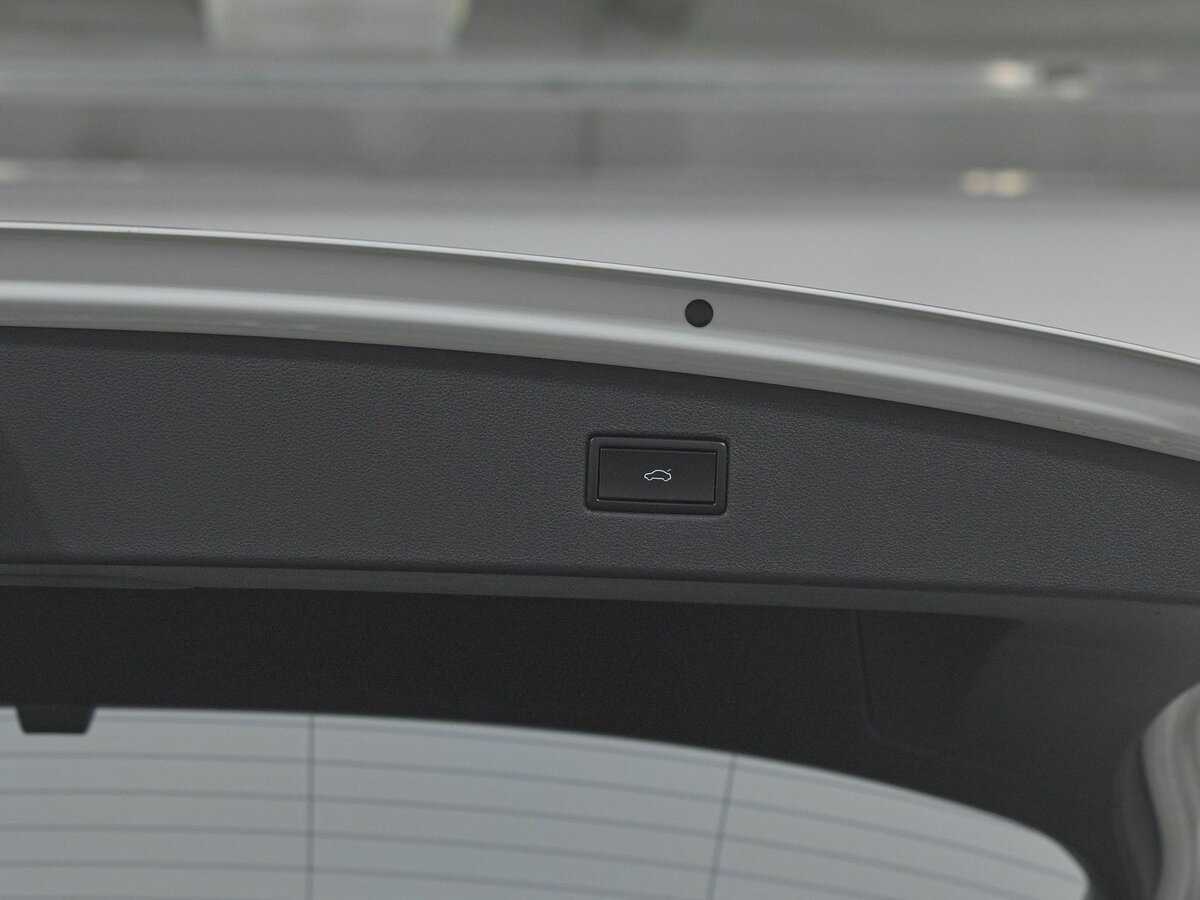 Volkswagen Tiguan с пробегом — 2018 год. Фото: #17