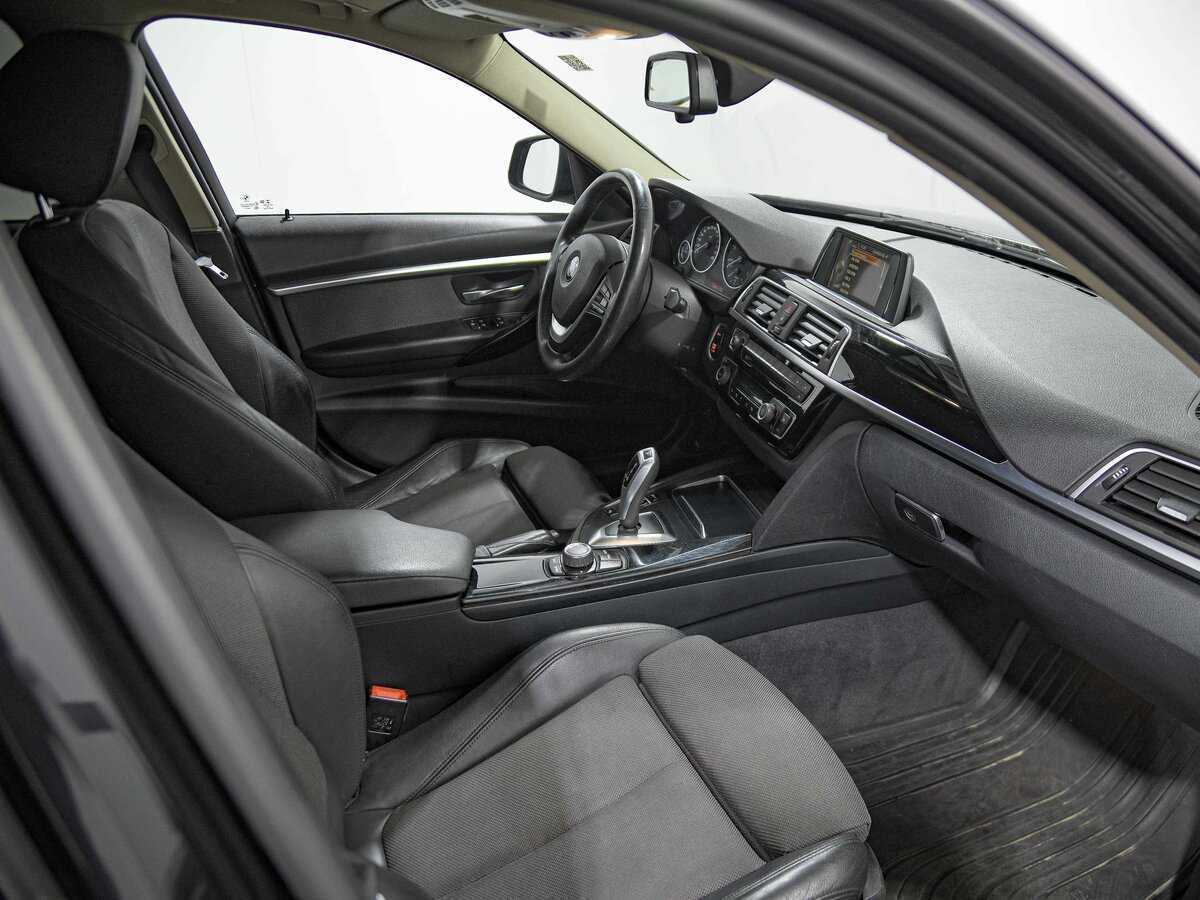 BMW 3 серии с пробегом — 2017 год. Фото: #16
