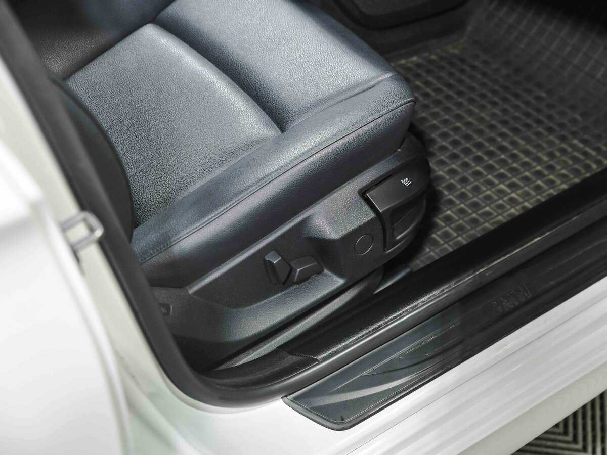 BMW 5 серии с пробегом — 2013 год. Фото: #16