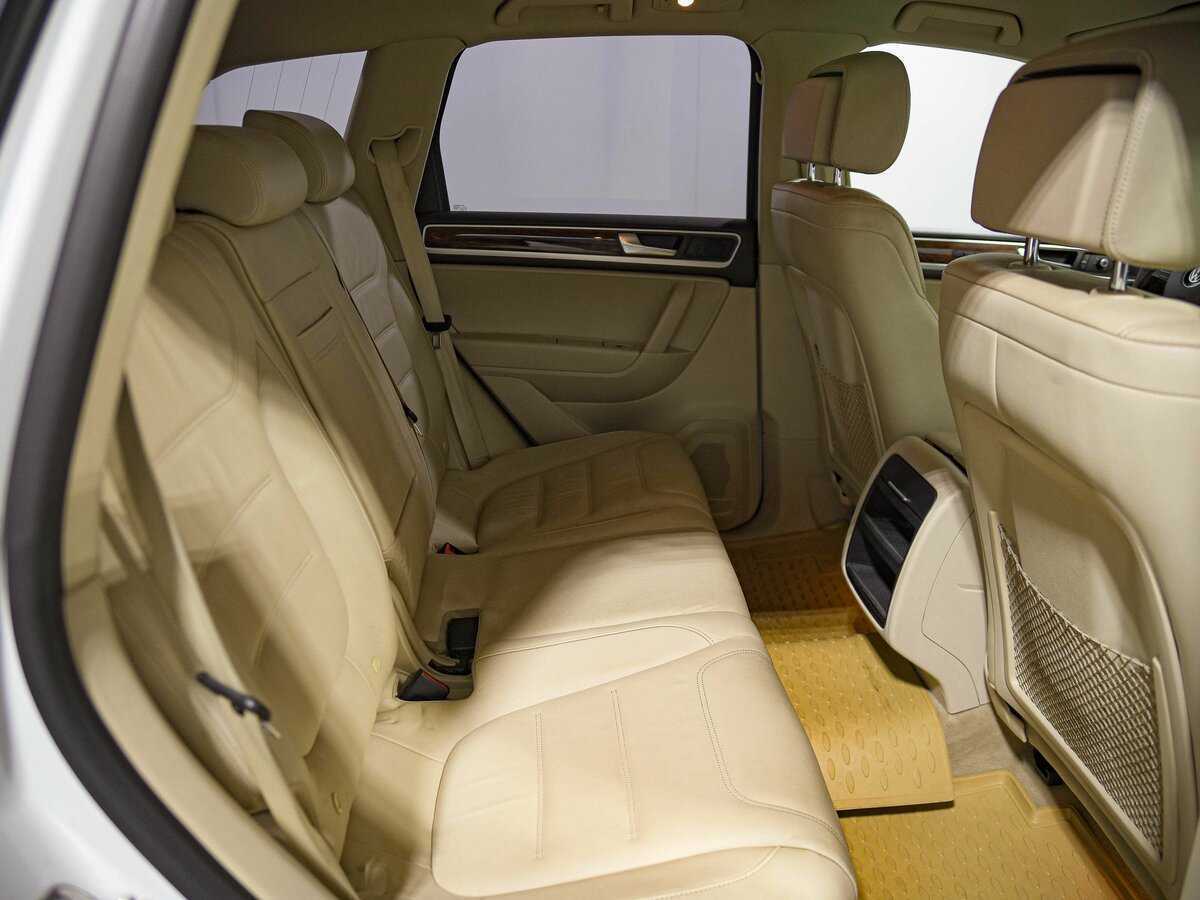 Volkswagen Touareg с пробегом — 2013 год. Фото: #16