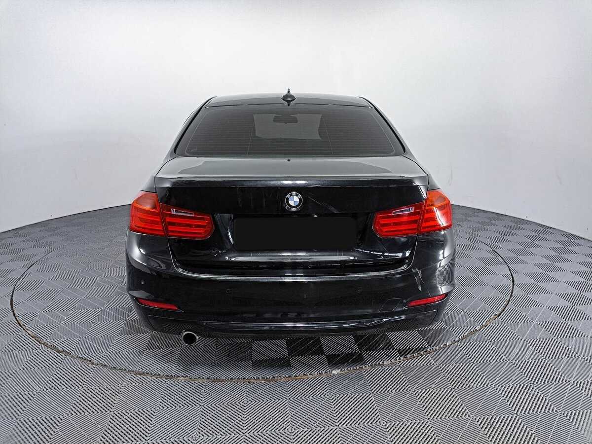 BMW 3 серии с пробегом — 2014 год. Фото: #5