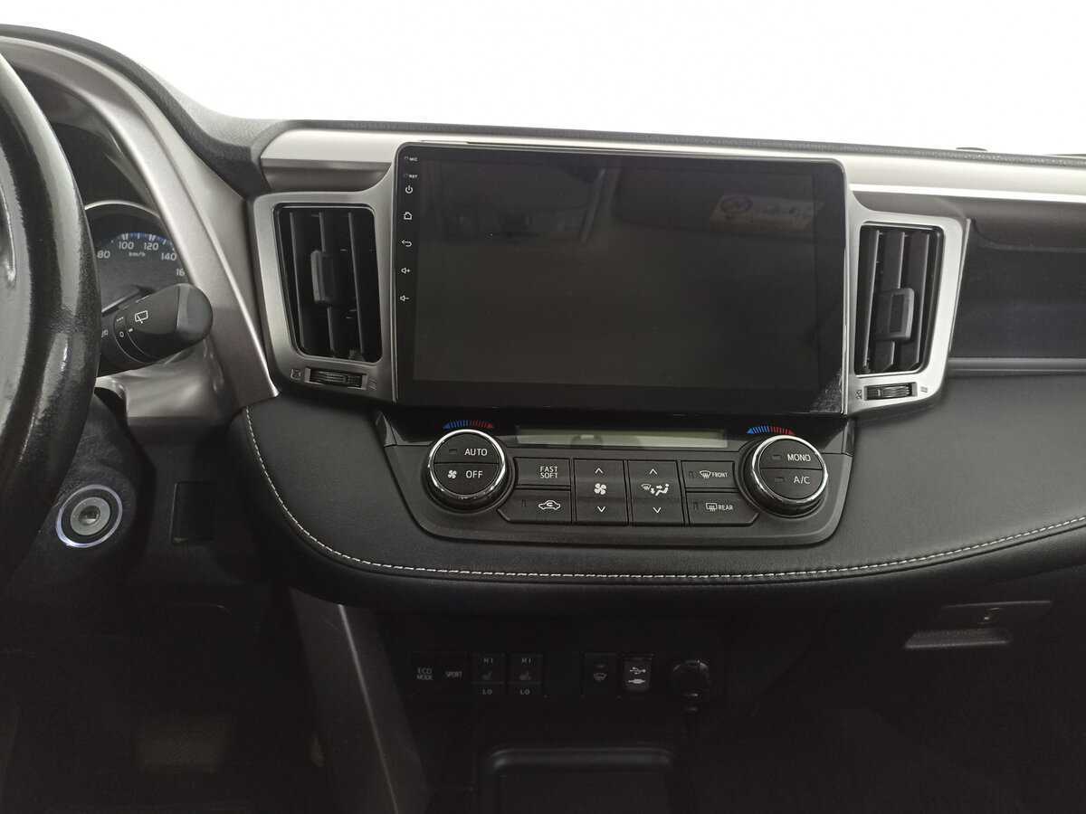 Toyota RAV4 с пробегом — 2019 год. Фото: #14