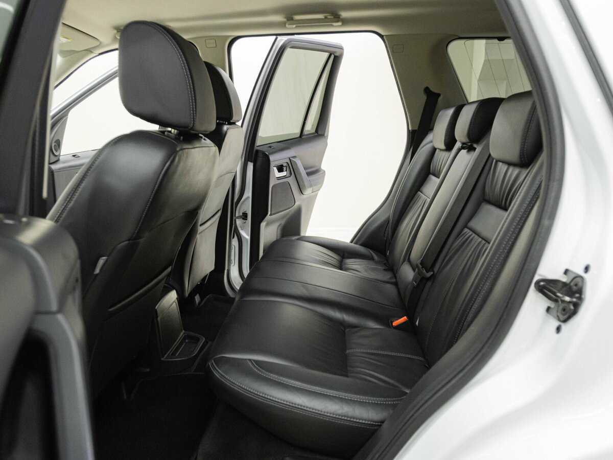 Land Rover Freelander с пробегом — 2014 год. Фото: #16