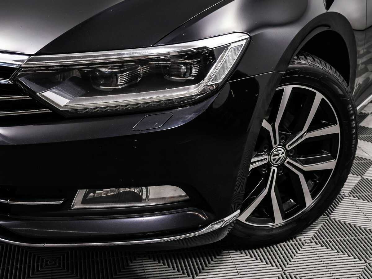 Volkswagen Passat с пробегом — 2018 год. Фото: #13