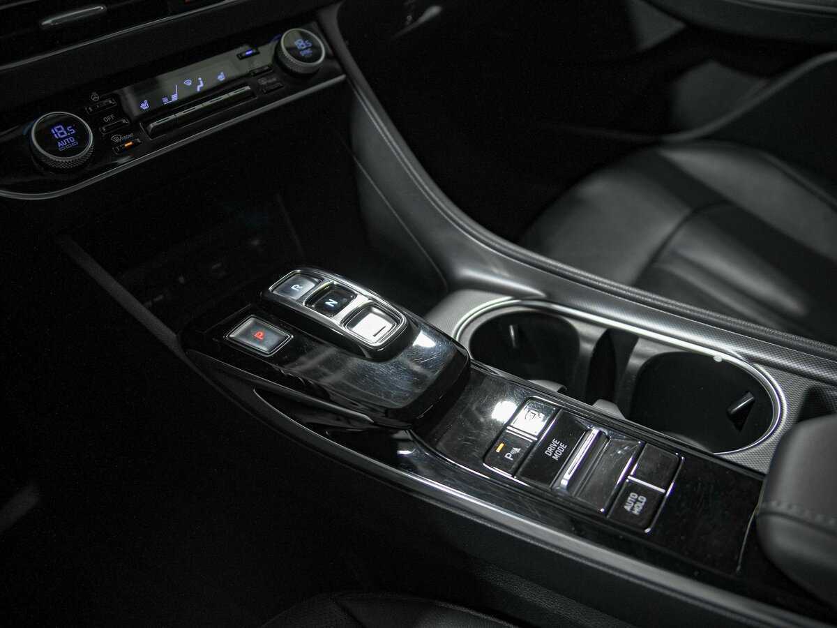 Hyundai Sonata с пробегом — 2020 год. Фото: #12