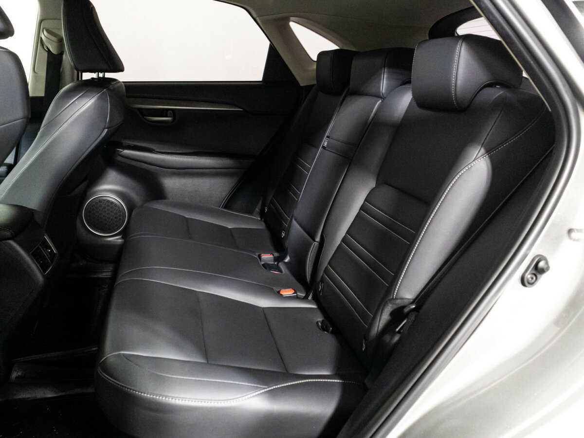 Lexus NX с пробегом — 2015 год. Фото: #9