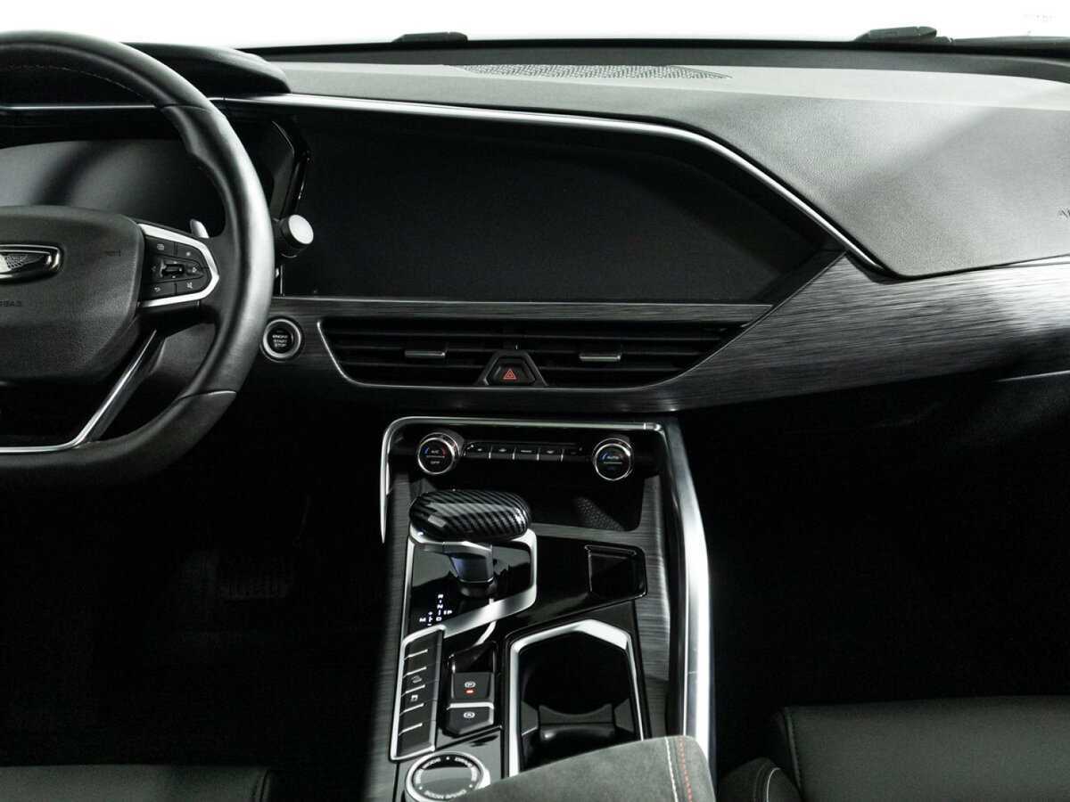 Geely Tugella с пробегом — 2022 год. Фото: #13