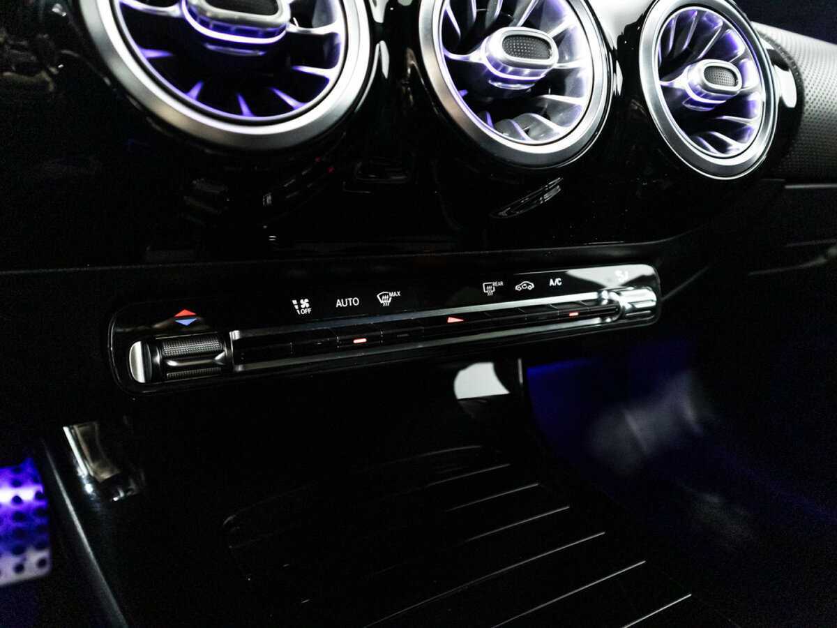 Mercedes-Benz CLA с пробегом — 2019 год. Фото: #14