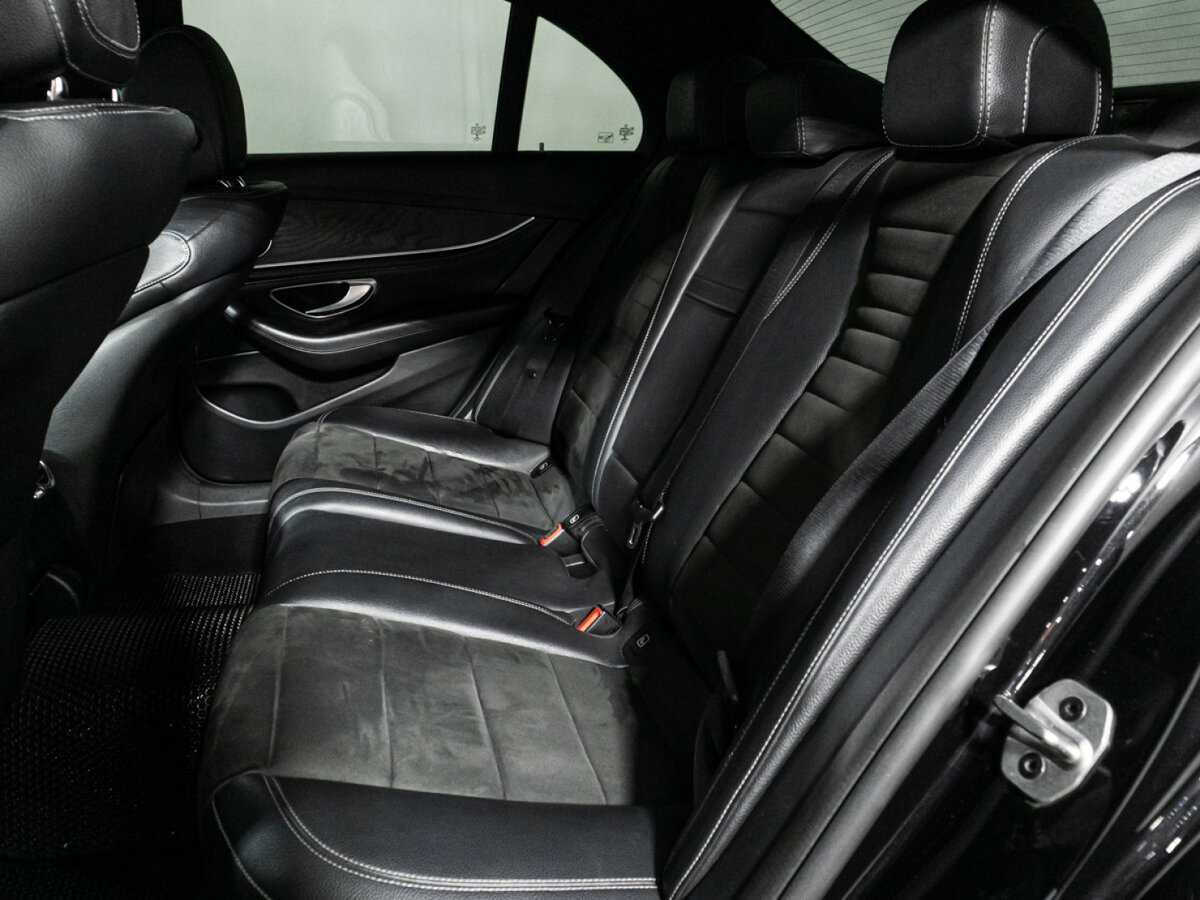 Mercedes-Benz E-Класс с пробегом — 2018 год. Фото: #9