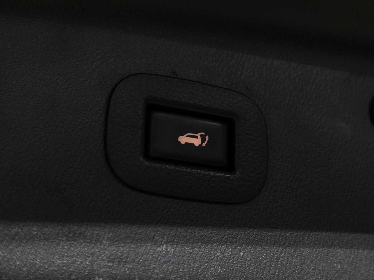 Nissan Patrol с пробегом — 2014 год. Фото: #13