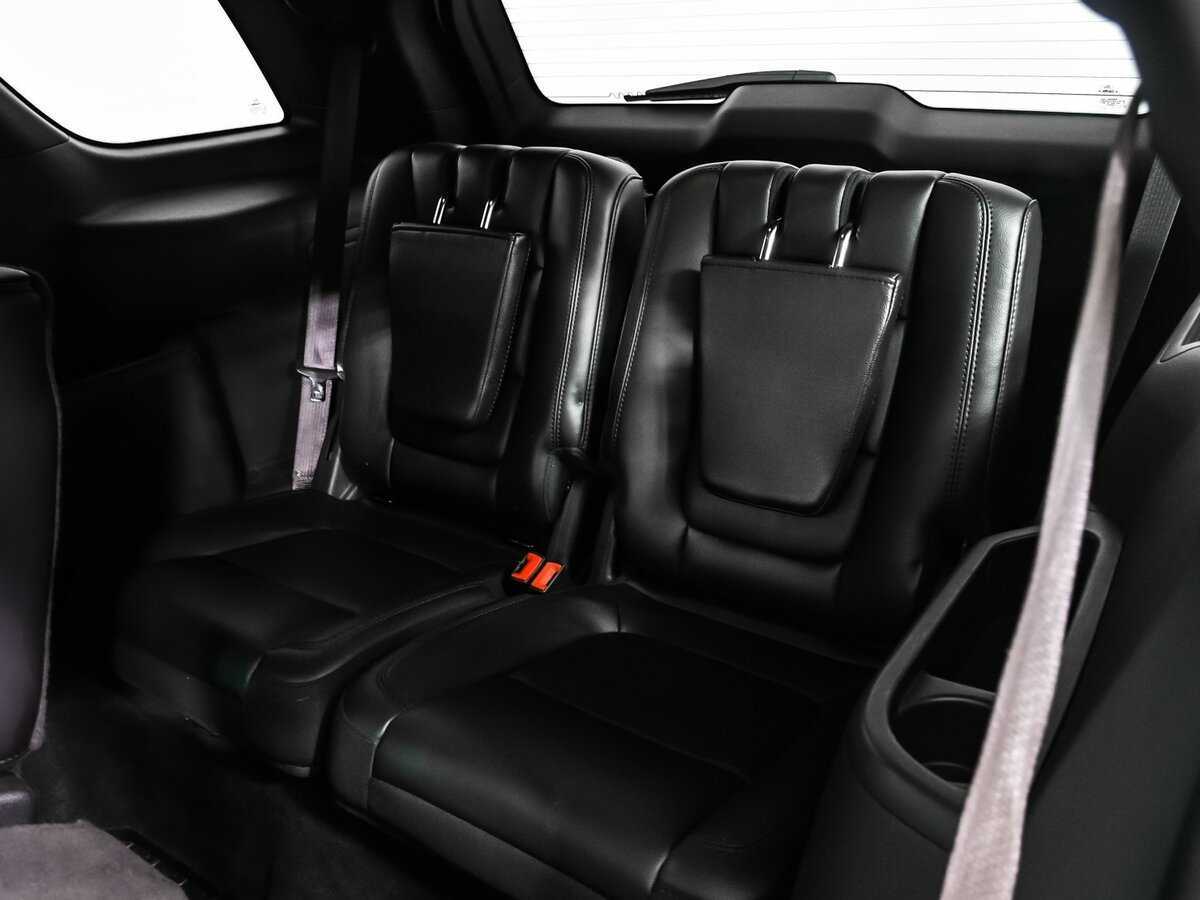 Ford Explorer с пробегом — 2013 год. Фото: #13