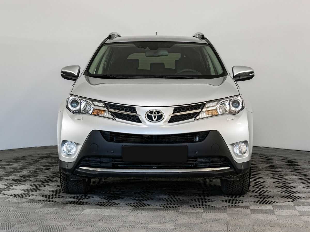 Toyota RAV4 с пробегом — 2014 год. Фото: #1