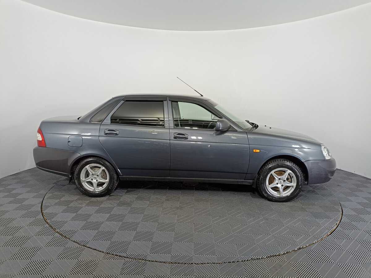 Lada (ВАЗ) Priora с пробегом — 2018 год. Фото: #3