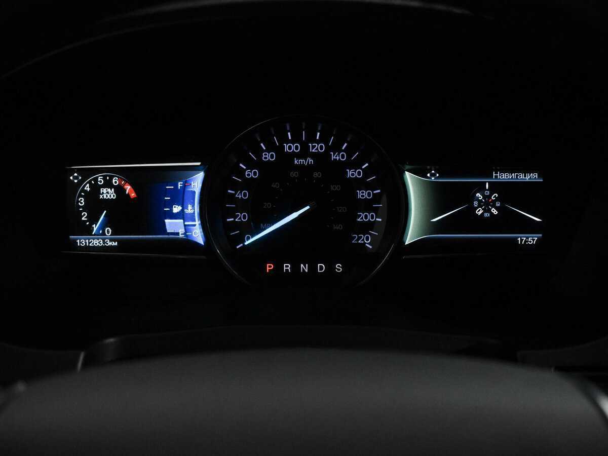 Ford Explorer с пробегом — 2018 год. Фото: #19