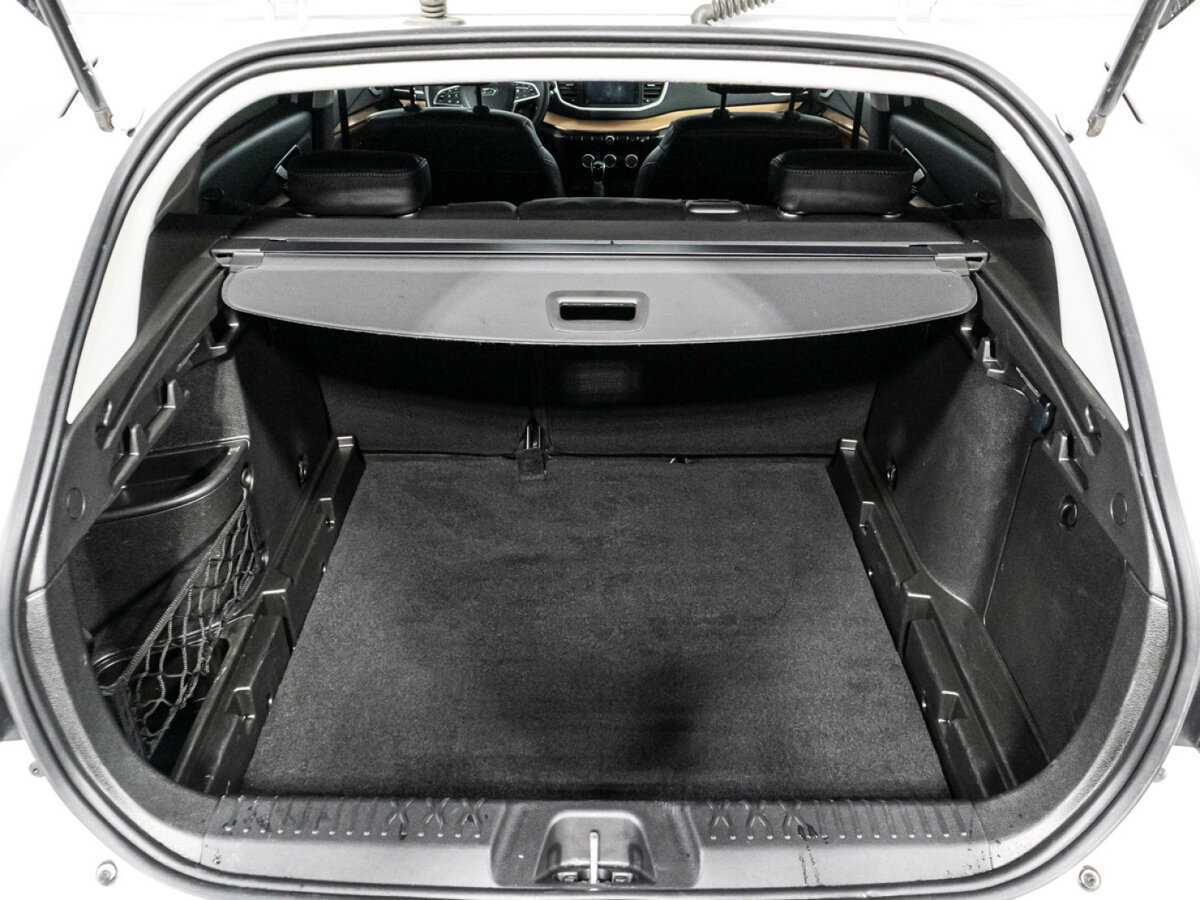 Lada (ВАЗ) Vesta с пробегом — 2024 год. Фото: #14