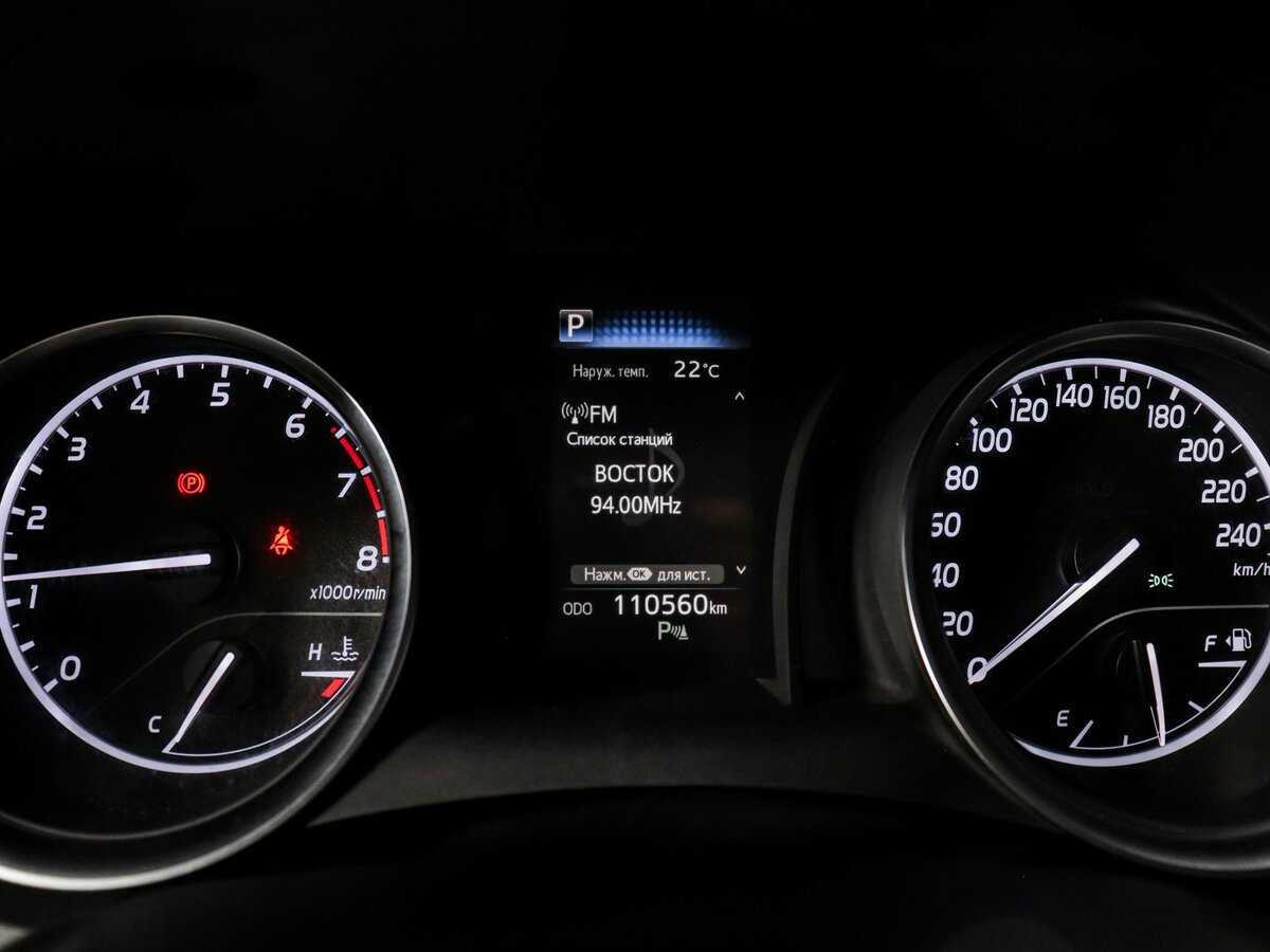 Toyota Camry с пробегом — 2019 год. Фото: #10