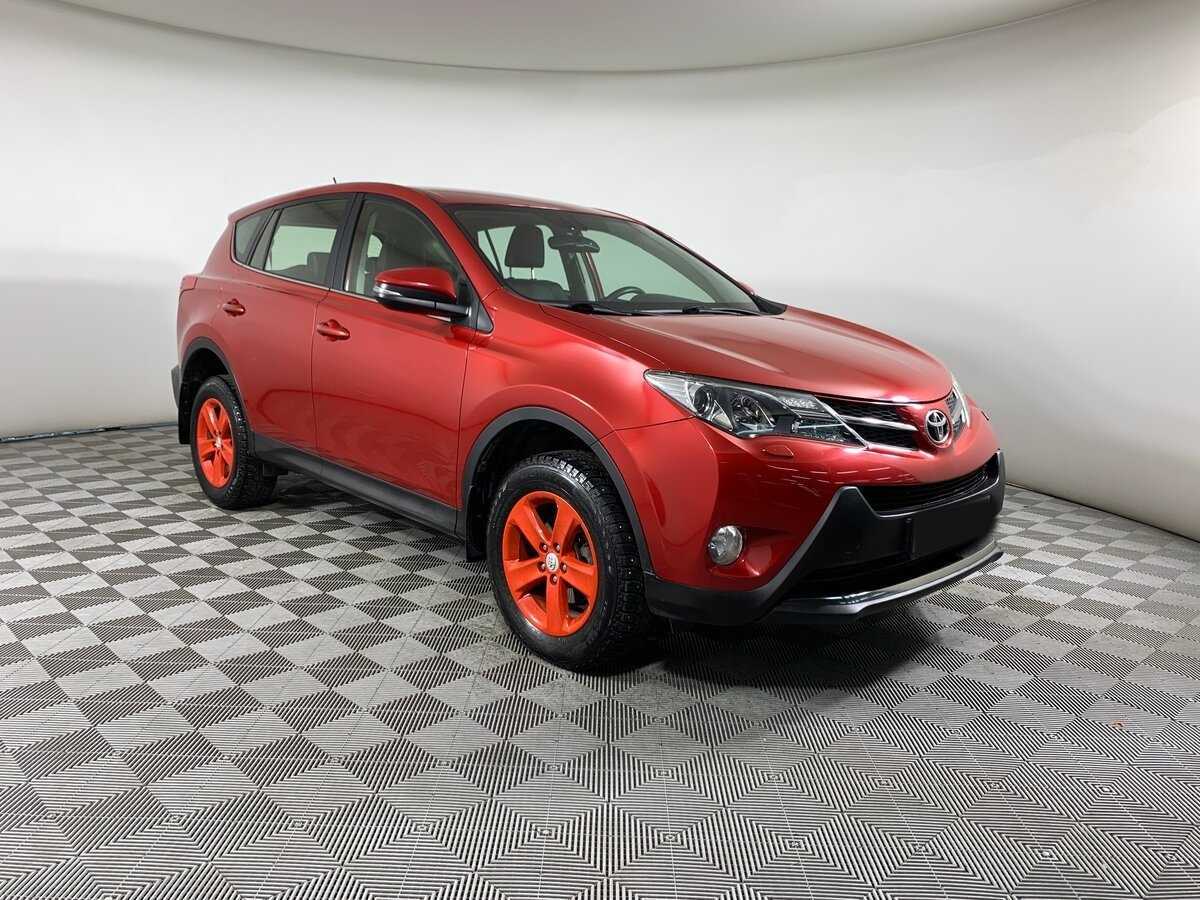 Toyota RAV4 с пробегом — 2013 год. Фото: #2