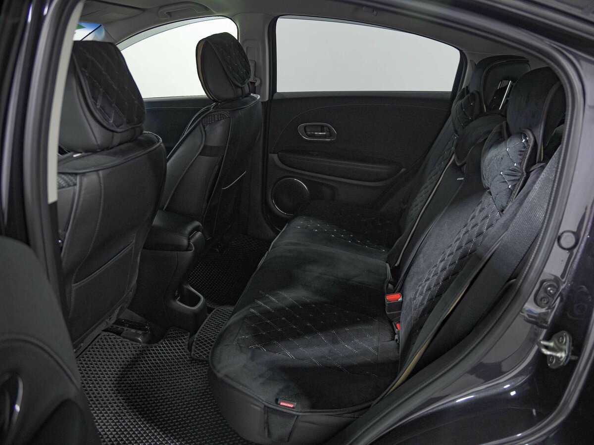 Honda Vezel с пробегом — 2014 год. Фото: #15