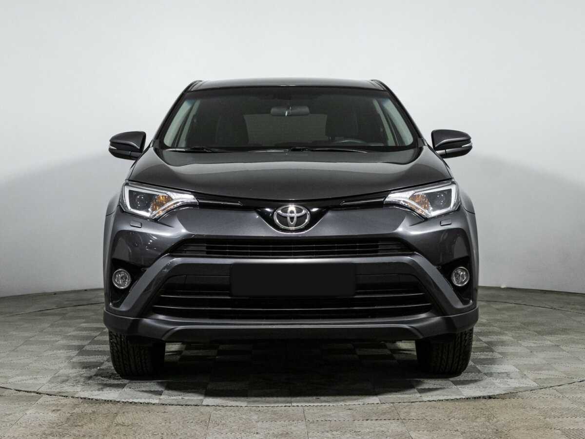 Toyota RAV4 с пробегом — 2016 год. Фото: #1