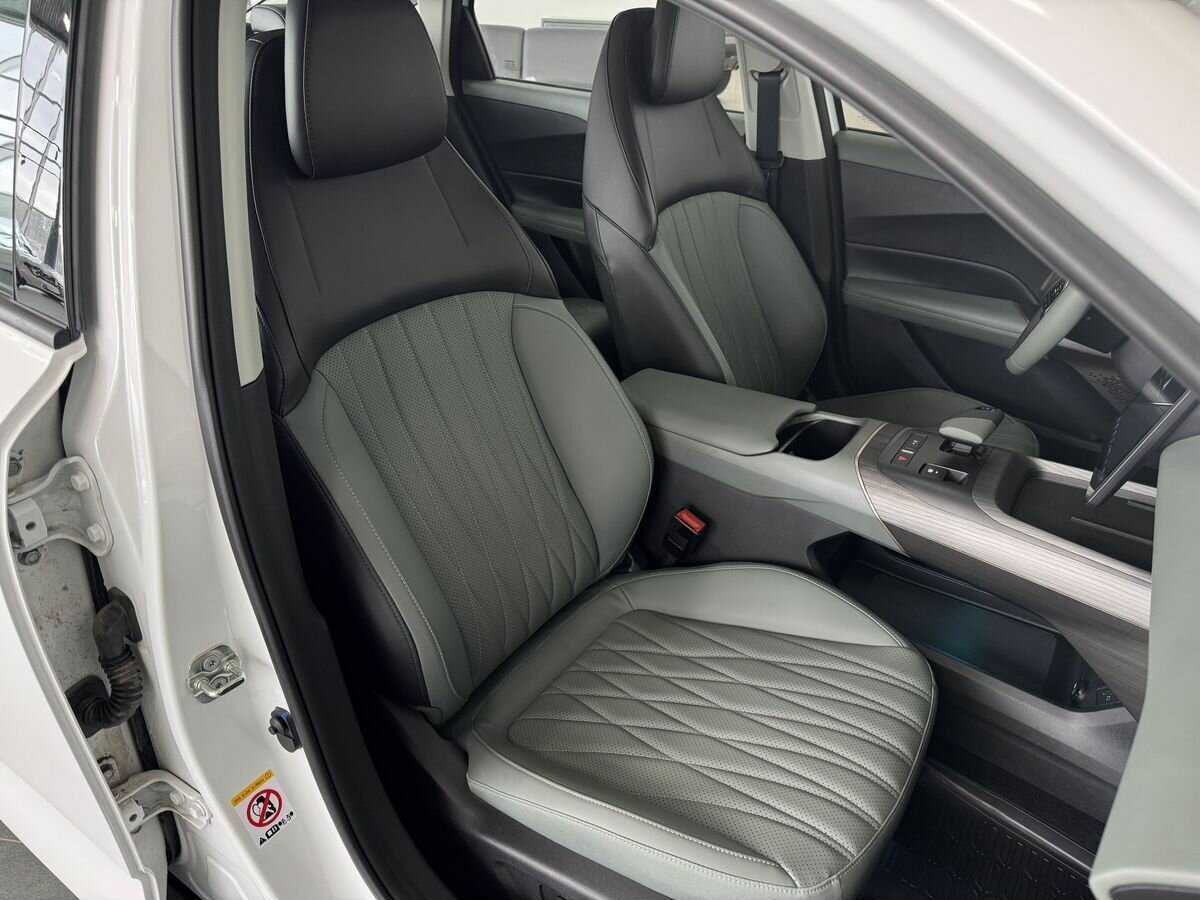 Changan Lamore с пробегом — 2023 год. Фото: #13