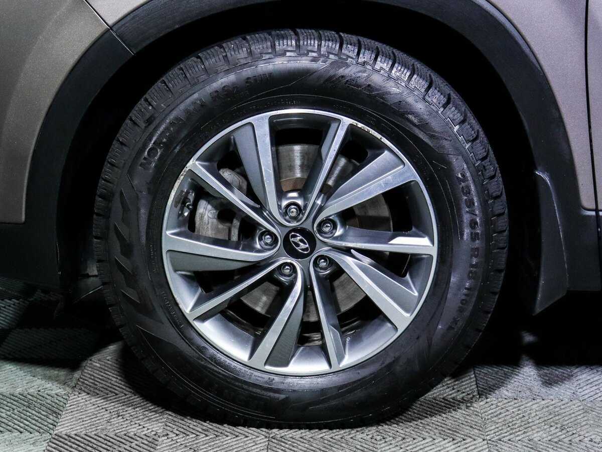 Hyundai Santa Fe с пробегом — 2020 год. Фото: #13