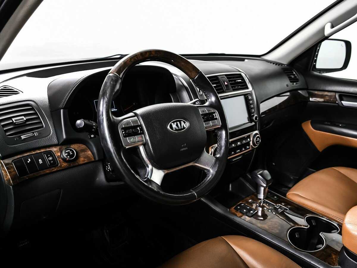 Kia Mohave с пробегом — 2018 год. Фото: #12