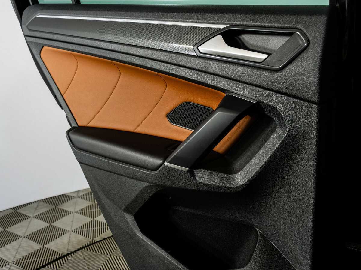 Volkswagen Tiguan с пробегом — 2018 год. Фото: #26
