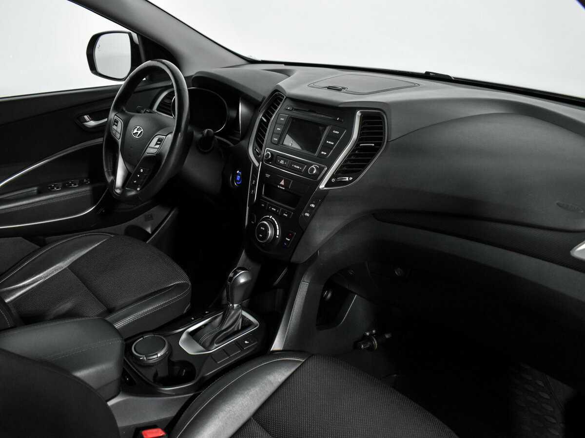 Hyundai Santa Fe с пробегом — 2016 год. Фото: #12