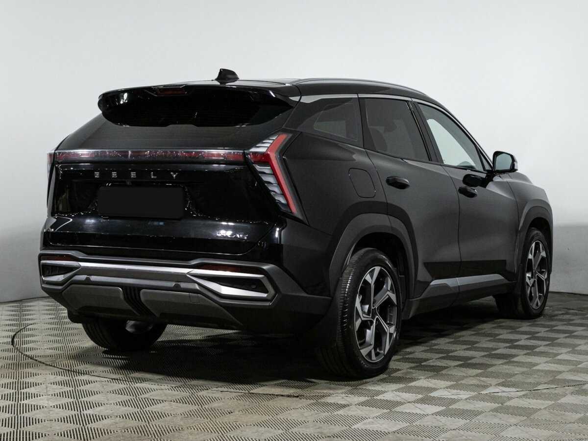 Geely Atlas с пробегом — 2024 год. Фото: #4