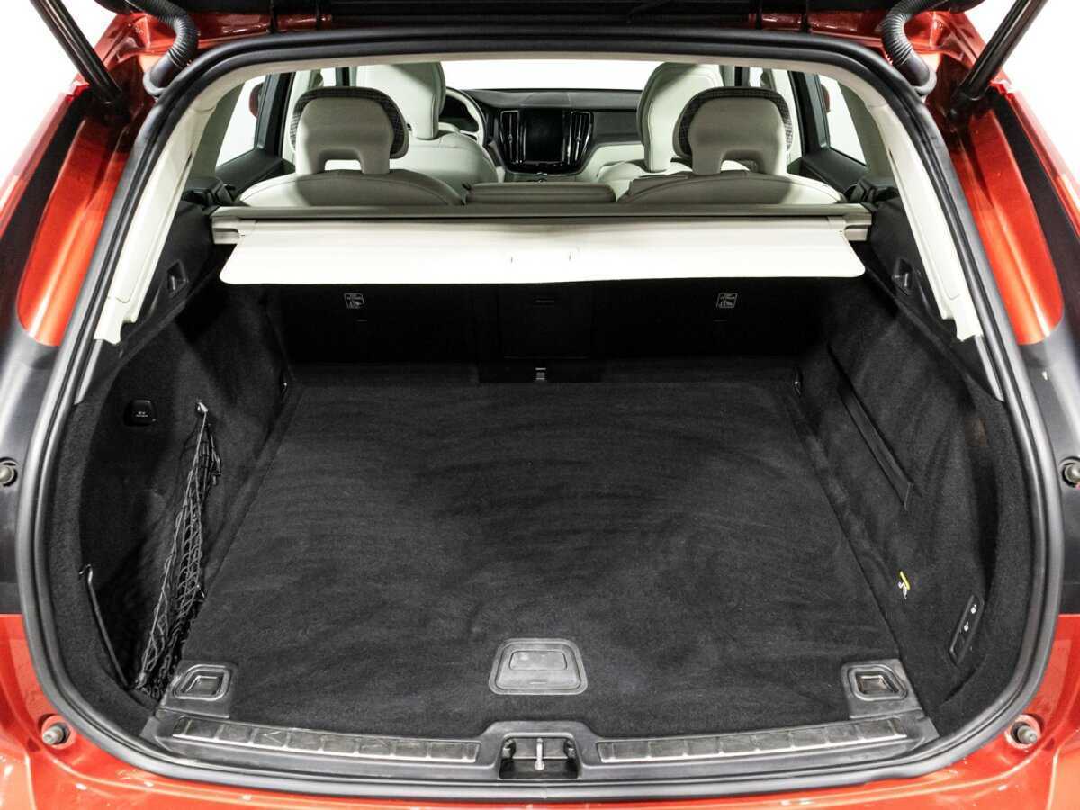 Volvo XC60 с пробегом — 2019 год. Фото: #14